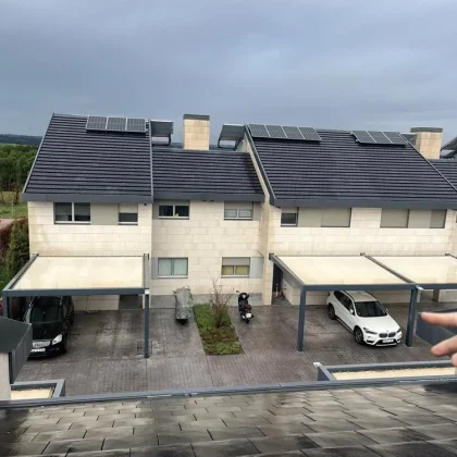 Instalación de paneles solares en techo